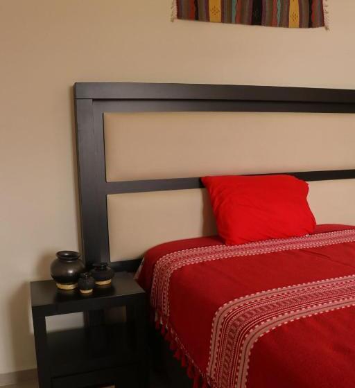 پانسیون Anda Nomad Hostel Oaxaca