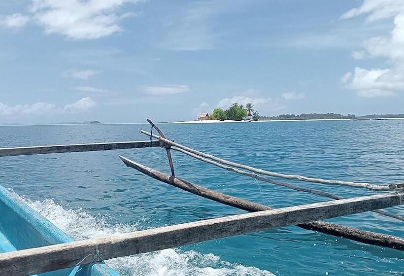 پانسیون Private Island Guest House