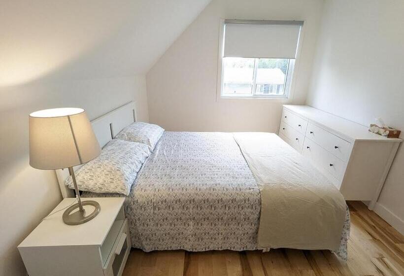 بنسيون Riverview Cottage