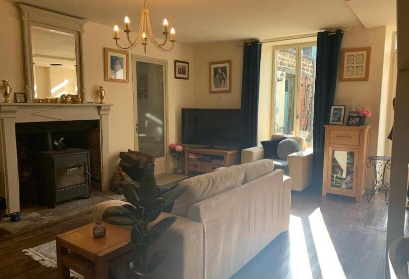 مبيت وإفطار Chateau De Chambres Mont St Michel