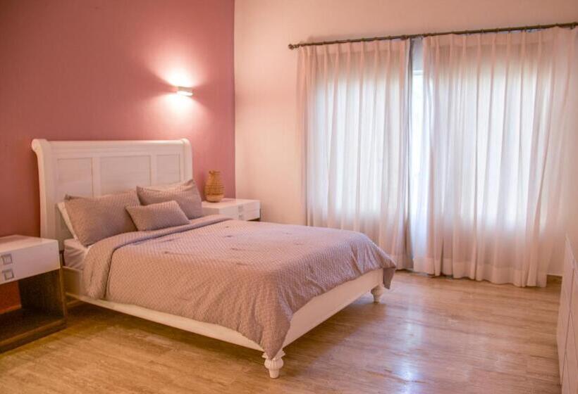 تختخواب و صبحانه Villa Bikini