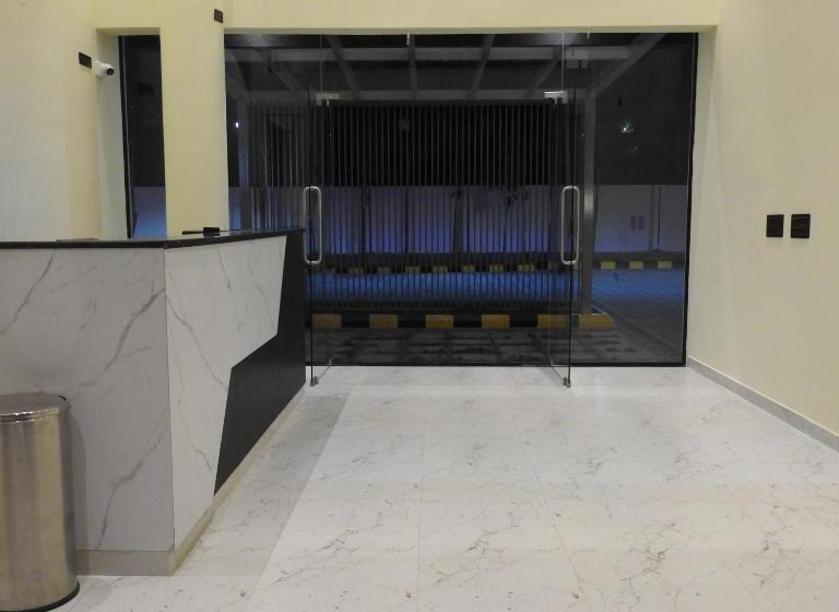 호텔 Nueva Boarding And Lodging
