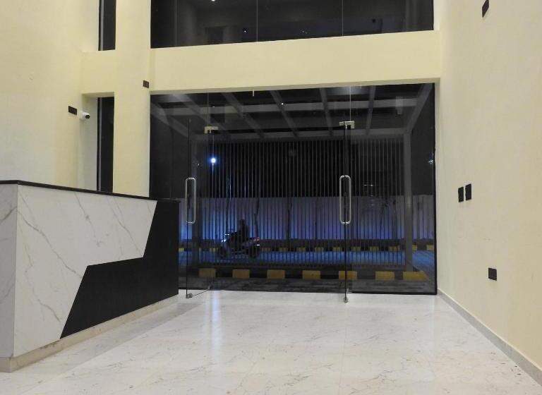 호텔 Nueva Boarding And Lodging