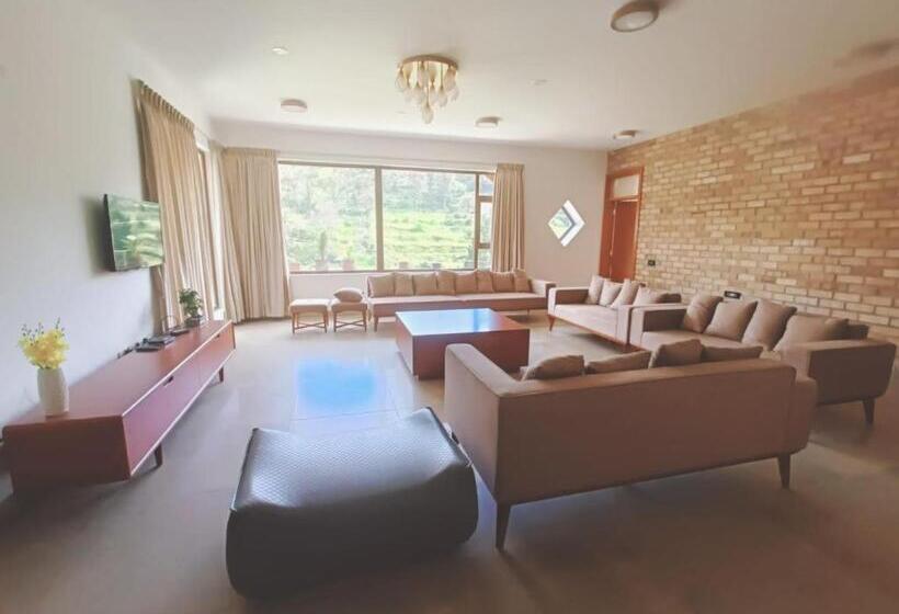 هتل Rs Family Stay