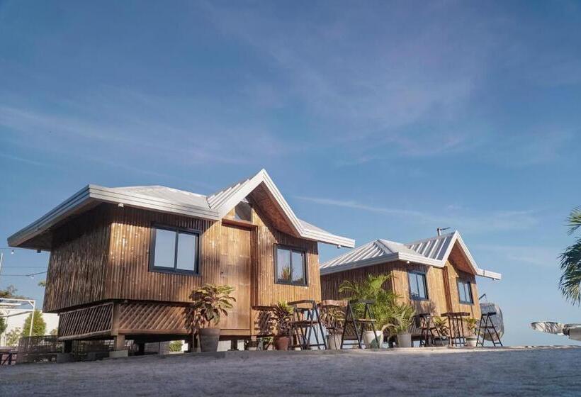 فندق The Blessed Purple Bamboo Beach Resort