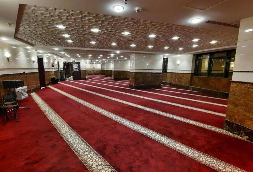 Malak Safwa Hotel   خدمة التوصيل للحرم