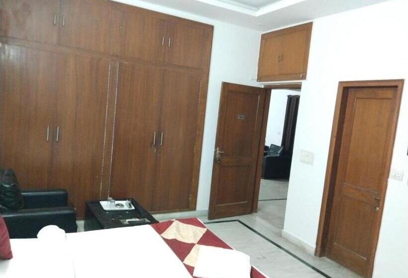 Пансион Ada Residency Sector 20 Noida Uttar Pradesh