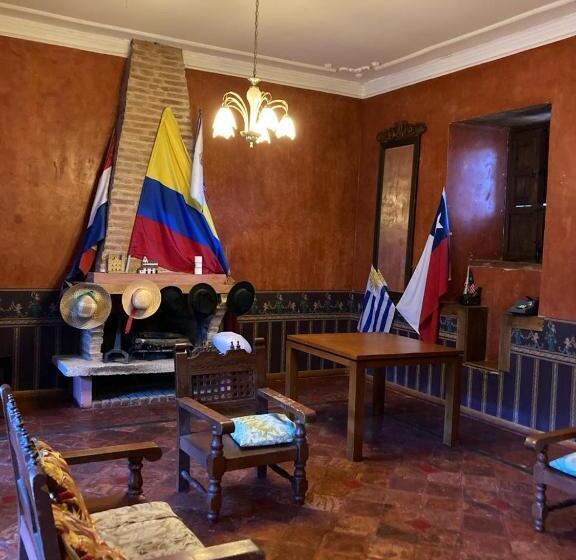 پانسیون Casa Colonial Tunjita