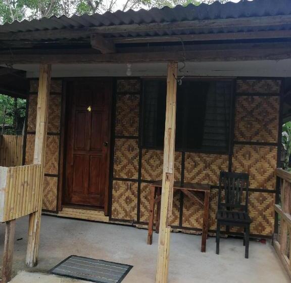 Villa Tabitha