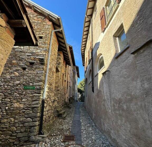 Bed and Breakfast Il Borgo Di Astano