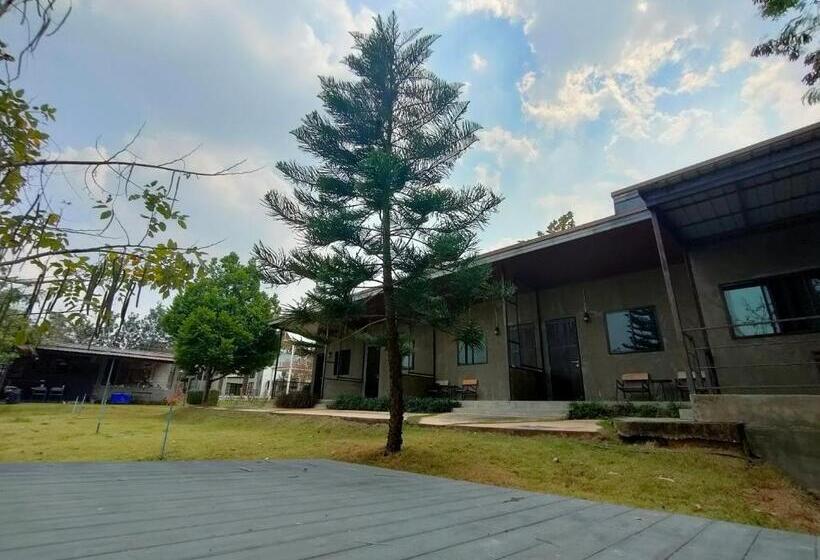 민박 Moon Loft    บ้านเพื่อน เขาใหญ่ ที่พัก อาหารและเครื่องดื่ม