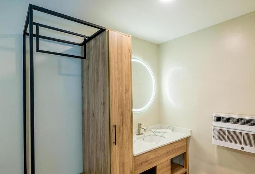 Отель Exclusivo Inn And Suites Near Arlington Stadium