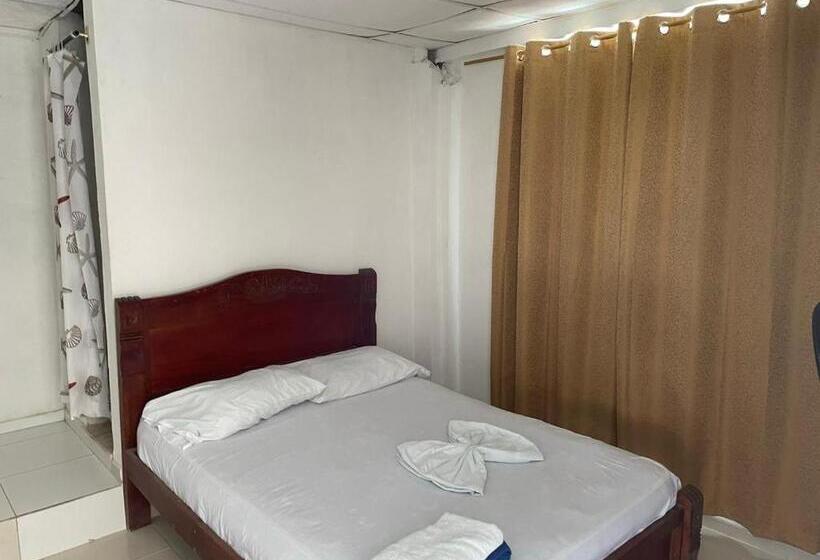 هتل Cabañas De Tolu