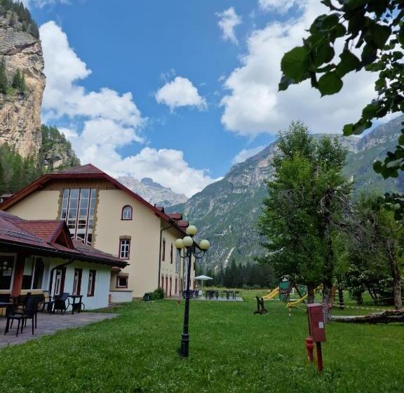 酒店 Villaggio Turistico Ploner Nel Cuore Delle Dolomiti Tra Cortina E Dobbiaco