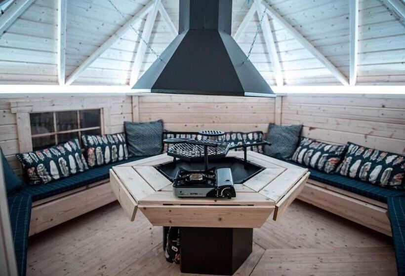 פנסיון Drumbo Country House