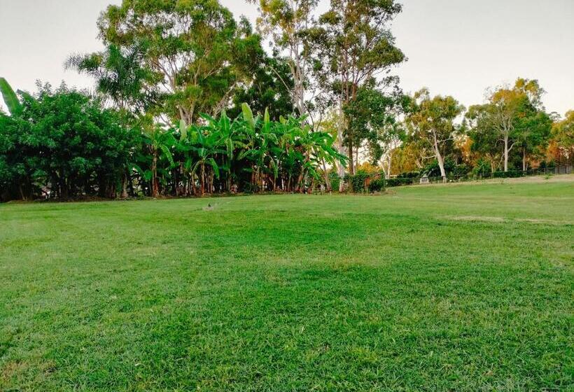 펜션 The Woodlands Hideaway   Premium Acreage Guesthouse