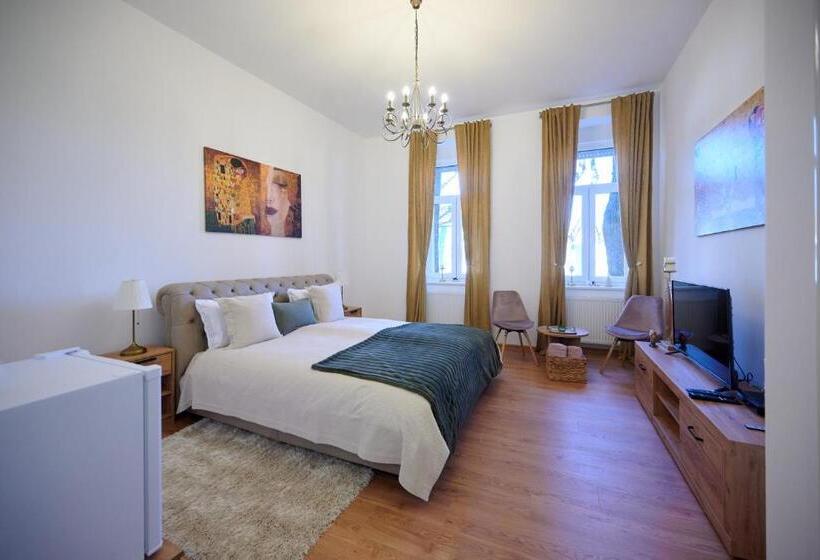 پانسیون čudesni Drvored