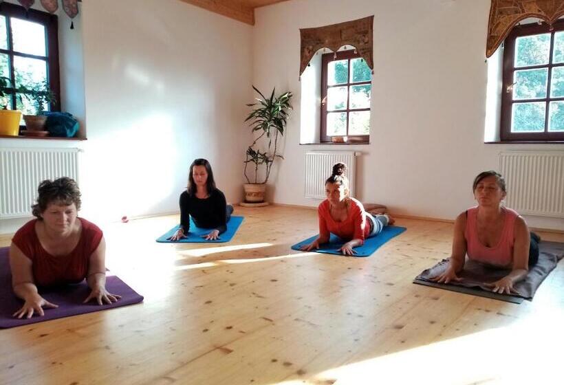 بنسيون Yogashrama Traditional