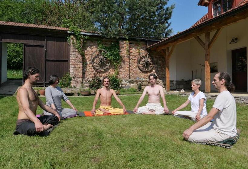 بنسيون Yogashrama Traditional