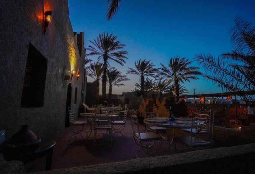 بنسيون Zagora Oasis Lodge