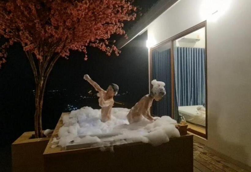 אתר נופש Sirine Onsen รีสอร์ทออนเซนวิวทะเลหมอก