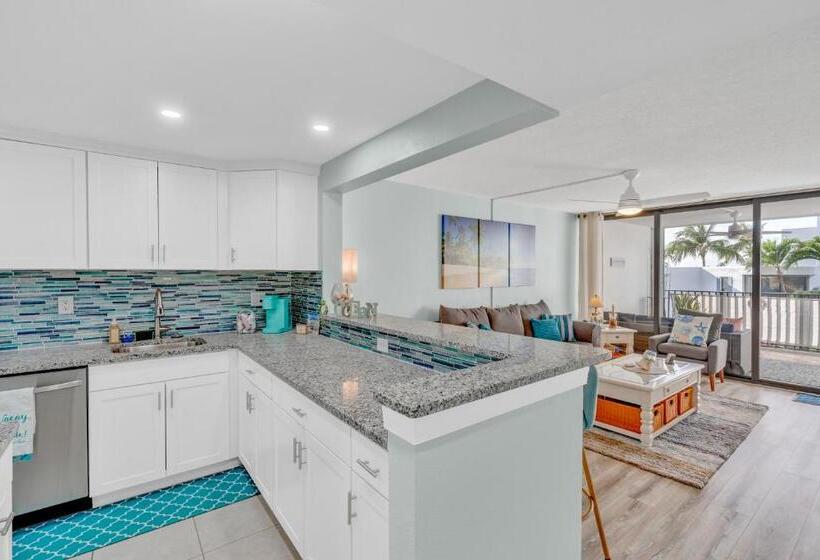 2br In Key Largo W Pool And Sunset Views