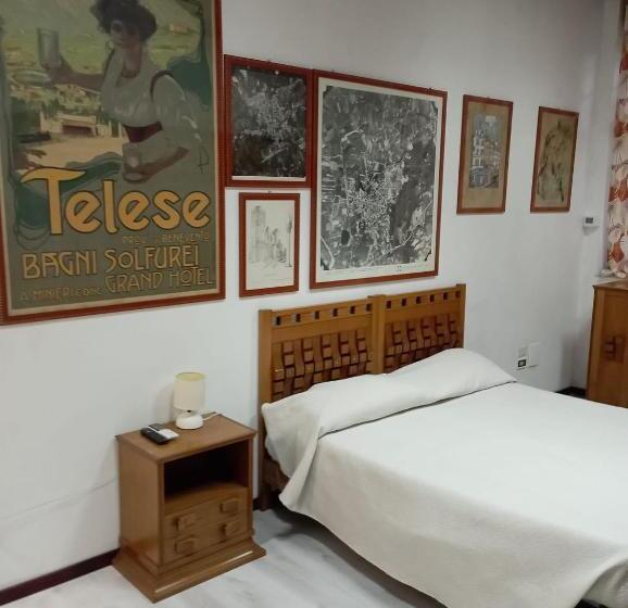 تختخواب و صبحانه Studio Notte Guest Rooms