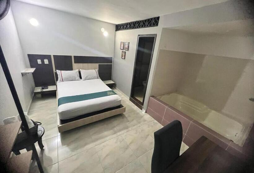 هتل Casa Botero Medellín