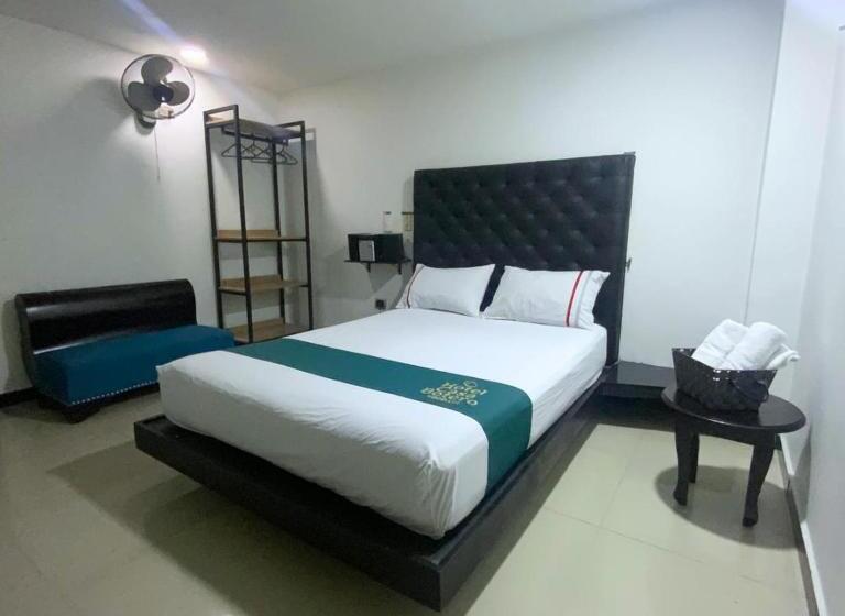 هتل Casa Botero Medellín