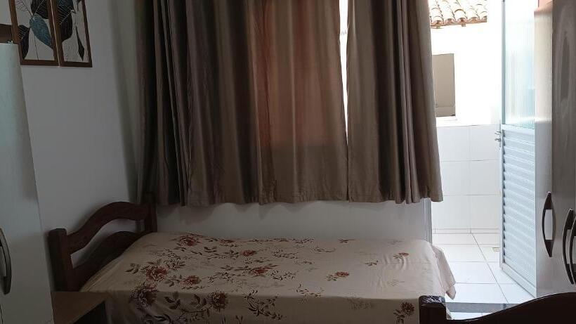 Bed and Breakfast Hostel Lar Dos Idosos E Adultos