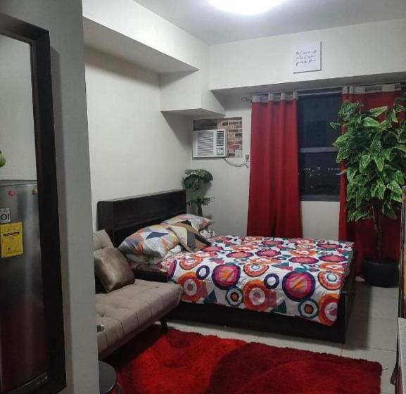 Horizons 101 Condominium