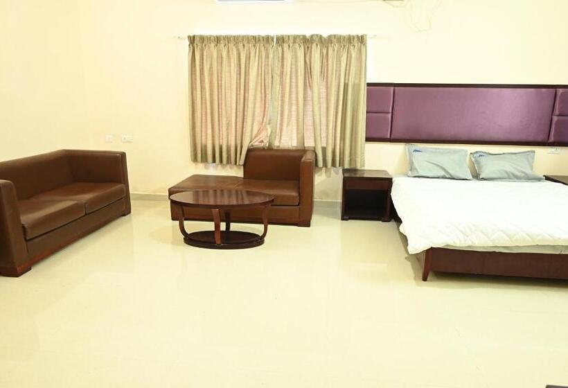 فندق Athithi Resorts