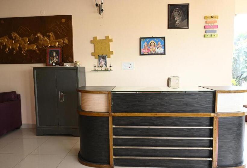 فندق Athithi Resorts