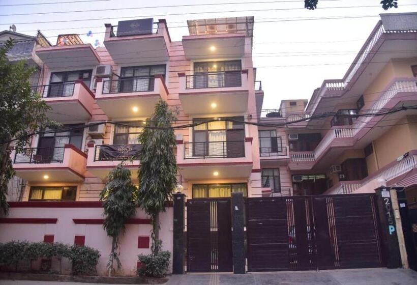 فندق Welcome To Cloud 29 Near Gurgaon Sec 45