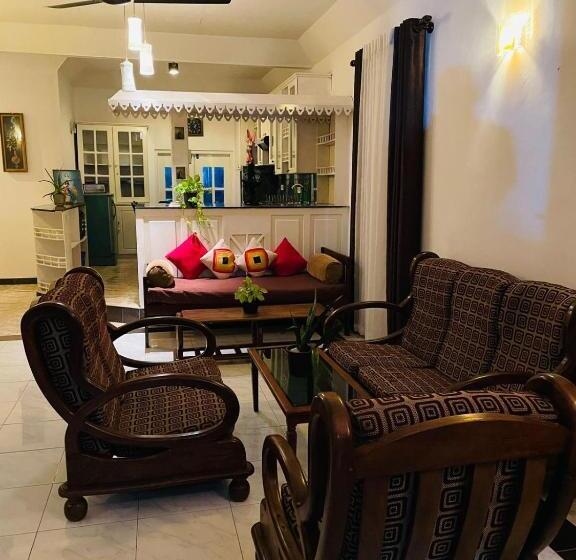 펜션 Christine Villa