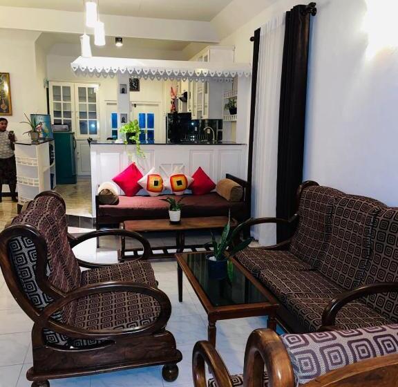 펜션 Christine Villa