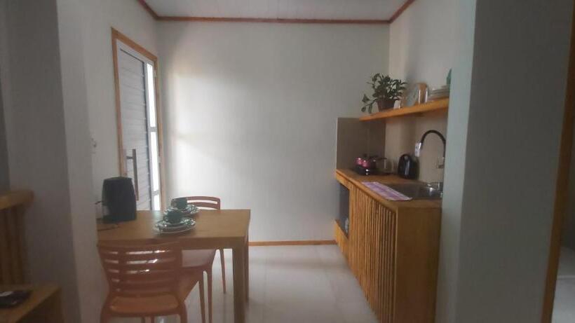 פנסיון Flats Ohana