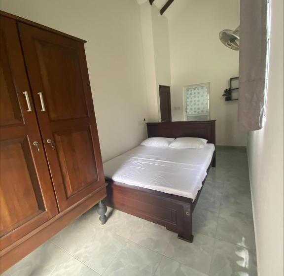 بنسيون Irin S Beach Lodging