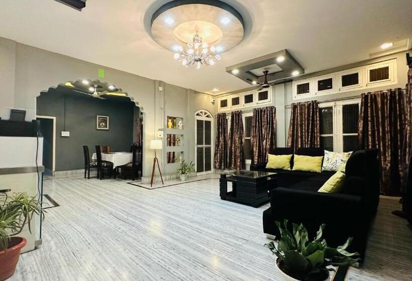 بنسيون N N Residency
