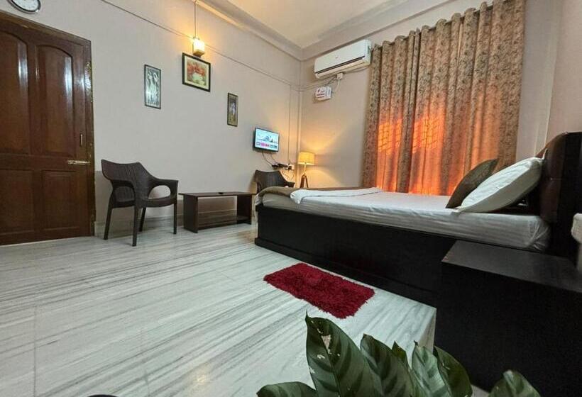 بنسيون N N Residency