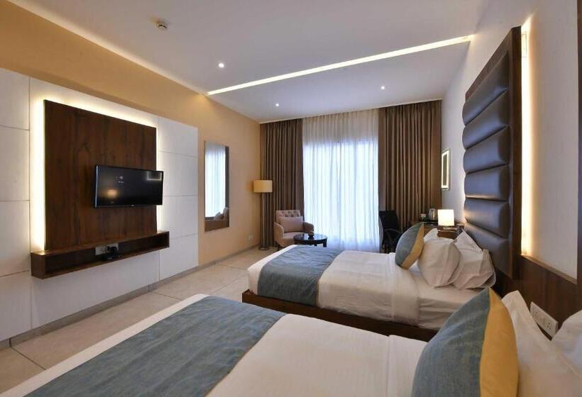 リゾートホテル Clubhouse Hotel Morbi