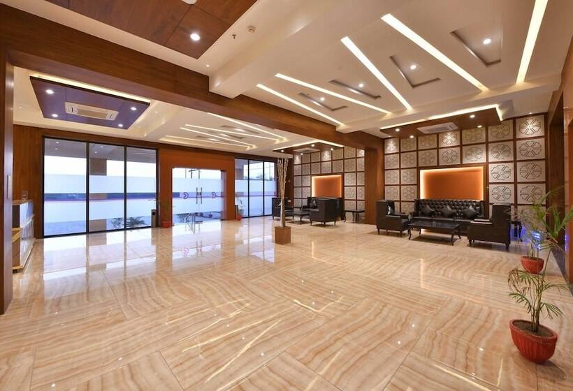 リゾートホテル Clubhouse Hotel Morbi
