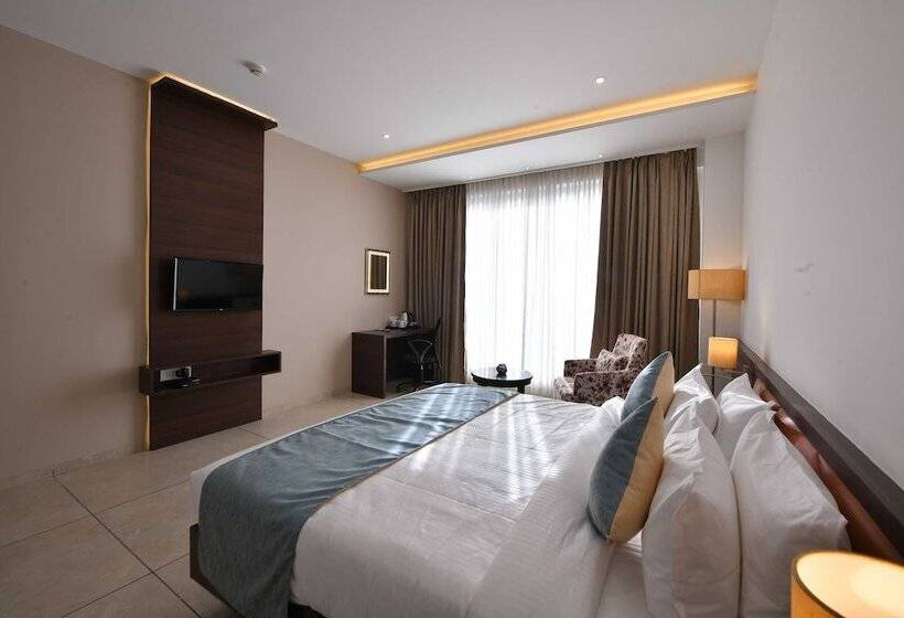 リゾートホテル Clubhouse Hotel Morbi