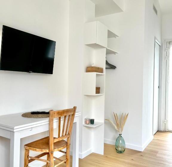 민박 Chambre D Hôtes Avec Piscine & Kitchenette