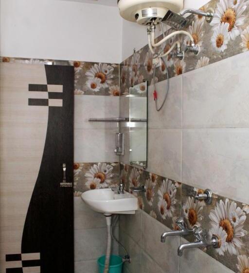 בית מלון כפרי Anand