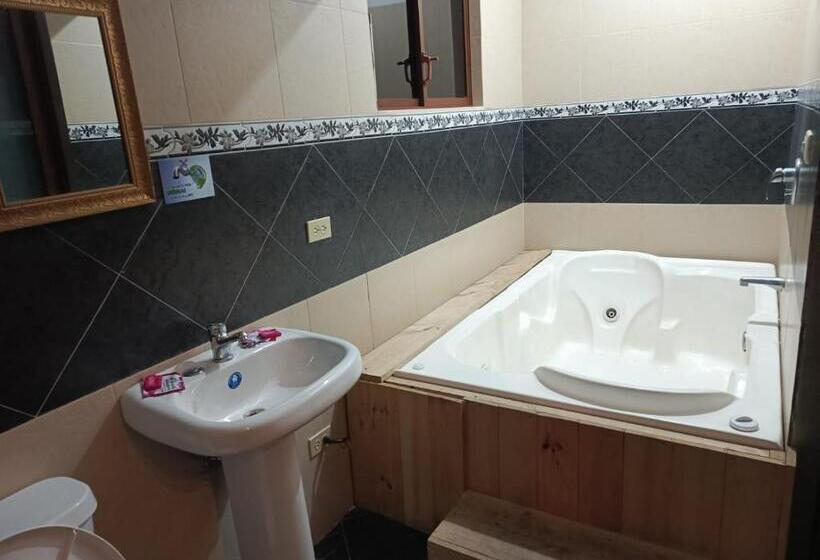 هتل Eria Casa Maya