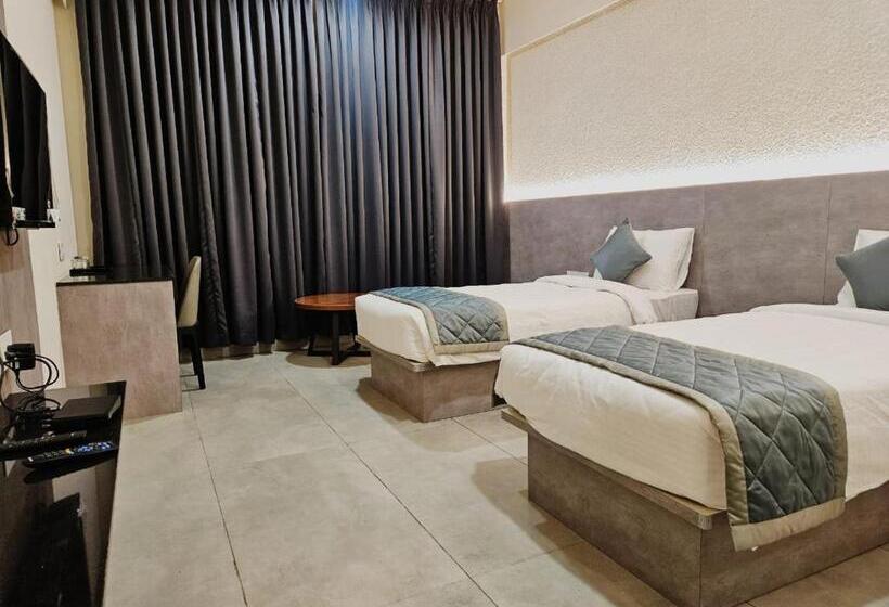 호텔 Sns Regency