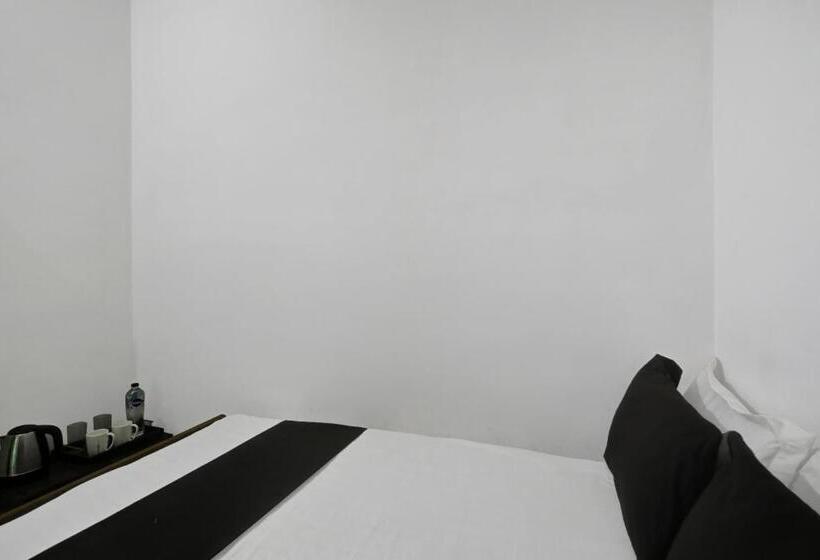 Oyo Hotel R K Shahpura
