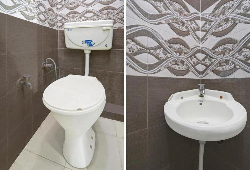 Oyo Hotel R K Shahpura