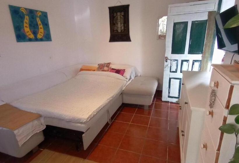 Пансион Finca Azuay Bikers & Climbers Refuge